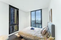 Prime CBD Living  Modern 1BR Steps from Everything