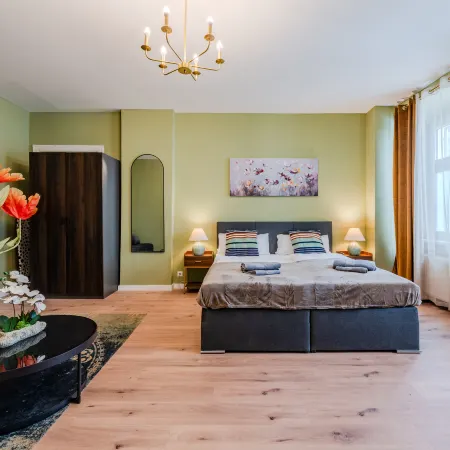 Modern Suite near Messe Berlin 8 Guests 2 Bathroom