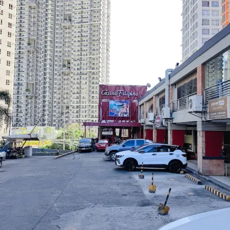 Citispace 1BR Suite at Sunshine100 Near BGC #SS04