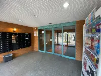 Near Sapporo Station | Walk to Susukino | Tram Stop Nearby | Perfect for Families & Groups - Bintang 3