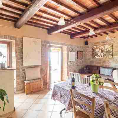 Private Country House with swimming pool -Chianti Dining/Meeting Rooms