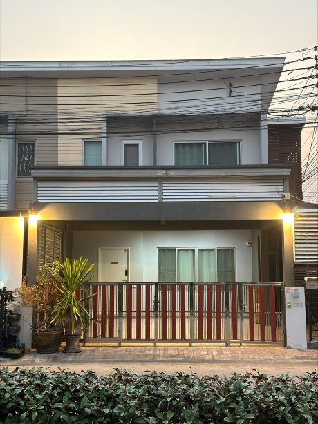 The Lake guest house Hotels in Pak Kret