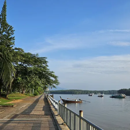 Krabi Boxtel Отели рядом с достопримечательностью «Городская администрация Краби»