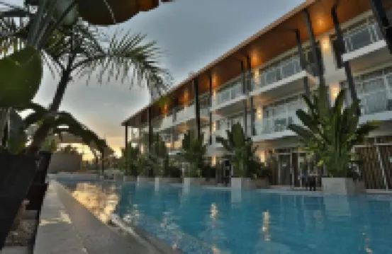 THE HOTEL SOPHIA INC