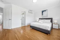 4BR House | Close to Sunnybank/QEII hospital/Griffith Nathan/Nissan Arena - 신규