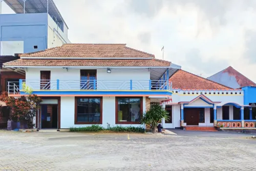 Yutaka Inn Museum Angkut Batu - 2-Star