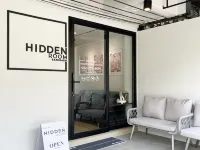 Hidden Rooom, Bangsaen Отели рядом с достопримечательностью «Пляж Воннапа»