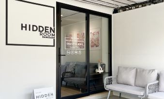 Hidden Rooom, Bangsaen