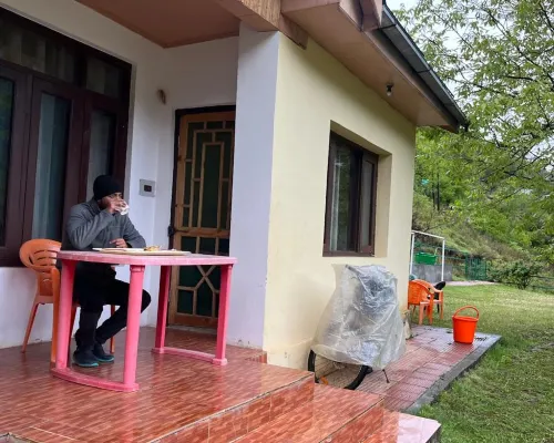 Ahmed Lodge Hotels in Ganderbal
