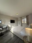 Blueberry Bliss / Free Parking / Free Wifi - 2-Star