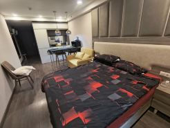 Luxury beachfront apartment in Batumi