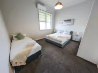 บ้านเดี่ยว 3 ห้องนอน 2 ห้องน้ำส่วนตัว ขนาด 800 ตร.ม. – เชสส์น็อค - 2 ดาว