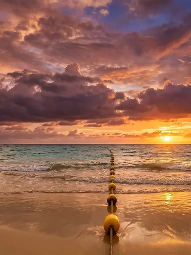 รูปภาพของพูลวิลล่าหรู 3 ห้องนอนสไตล์โมเดิร์น - เดินไปหาดบางเทาได้