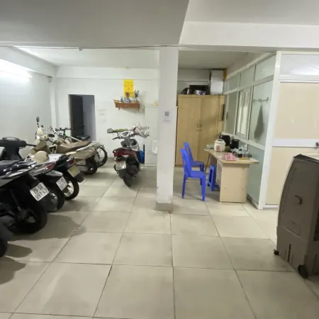 Era Apartment Ha Yen Quyet Отели рядом с достопримечательностью «Кау Гиай»