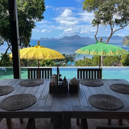 Lumbung Loft Villa w/ Balcony & Seaview in El Nido