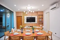 Villa Nadsuree Ao-Nang Luxury Modern House