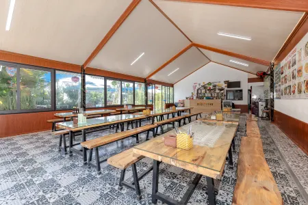 Tam Coc Forest Banana Resort & Spa Отели в г. Hoa Lu District