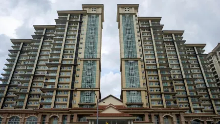 Riverine Diamond Studio RDA09 Отели рядом с достопримечательностью «New Sarawak State Legislative Assembly Bldg»