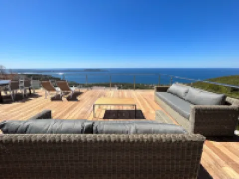 Villa overlooking the Golden Islands-Villa