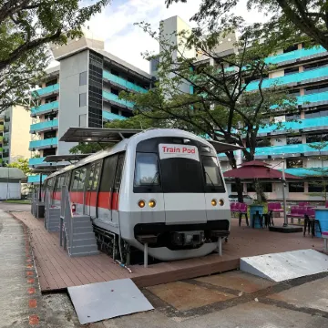 Train Pod Отели рядом с достопримечательностью «Станция MRT Clementi»
