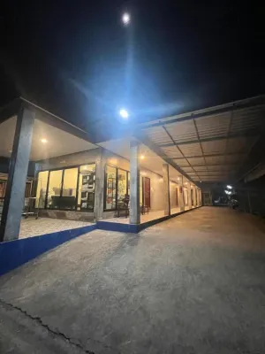 Lion Hotel