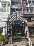 Nimman Nest Hostel & Cafe