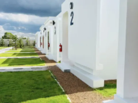 กรีน ไวท์ รีสอร์ท แอนด์ คาเฟ่ โรงแรมในอำเภอ ชุมแพ