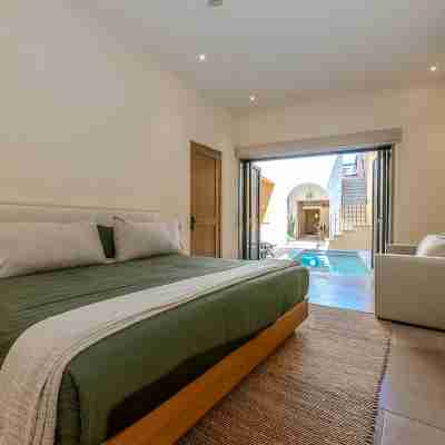 Designer Retreat in Centro Heated Pool & Views Rooms