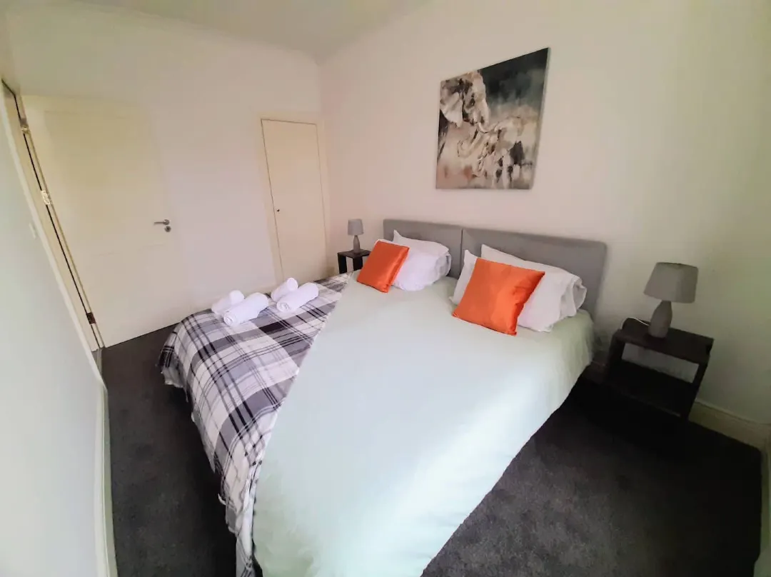 Unique 2 Bedroom Flat In The Heart Of Reading! - Reading