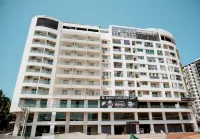 Hotel Heraa International