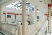 Kampoeng Indonesia Hotel - 3-Star