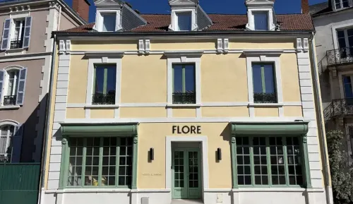 Flore Hotel and Jardin The Originals Relais - 3-Star