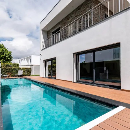 Derisell Villa Pool