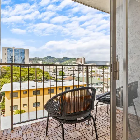Peaceful Modern HNL Getaway Отели рядом с достопримечательностью «Музей Байшоп»