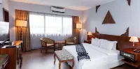 RIVERIA HOTEL Các khách sạn ở Thakhek