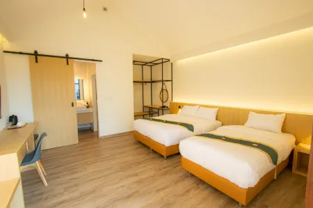 The O-Zone Airport Riviera Lodge Отели рядом с достопримечательностью «KMITL Stadium»