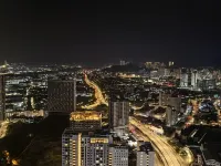 Stylish Iconic Regency #Queensbay Mall#FIZ#Airport - Ocean View