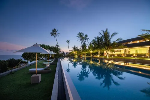Uga Prāva - Tangalle - Infinity Pools