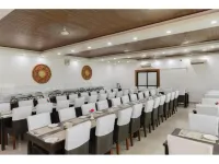 Hotel Ratnasambhava