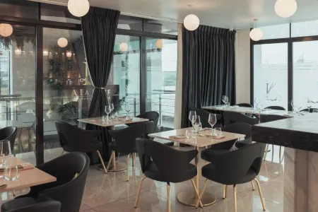 Accra Luxury Apartments @ The Signature