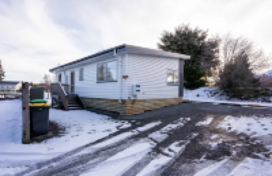 Capricorn - 2BR Easy Drive to Dark Sky Dining Hotels in 
