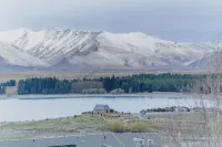 馬納瓦羅託公寓（三臥室，享有山景和湖景） 住宿飯店