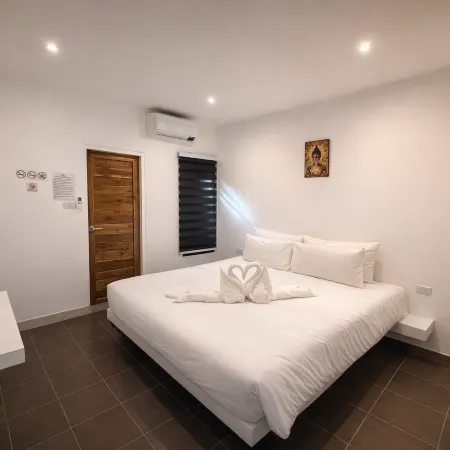 Glory Moon Resort
