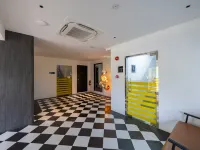 Peace Hotel Hotels near OCBC Aquatic Centre