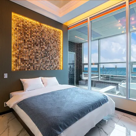 Pohang Kkebi Pool Villa