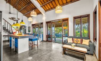 Holiday Seaview 3Br Villa - An Bang Beach by Beachside Boutique Homes