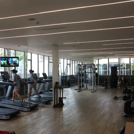 Gold coast Apartment Pantai Indah Kapuk ( Studio ) Отели рядом с достопримечательностью «Торговый центр PIK Avenue»