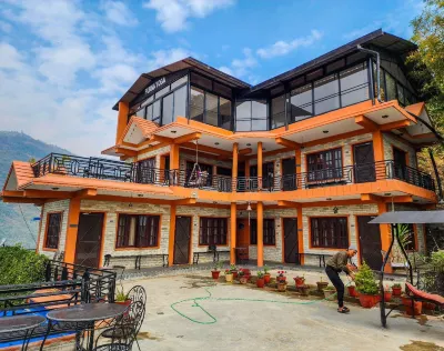 Yogaban Retreat Hoteles en Kaski