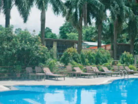 Royal Tiger Luxury Resort فنادق في شيتوان