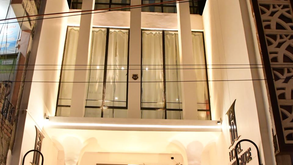 Narrow Gauge Hotel